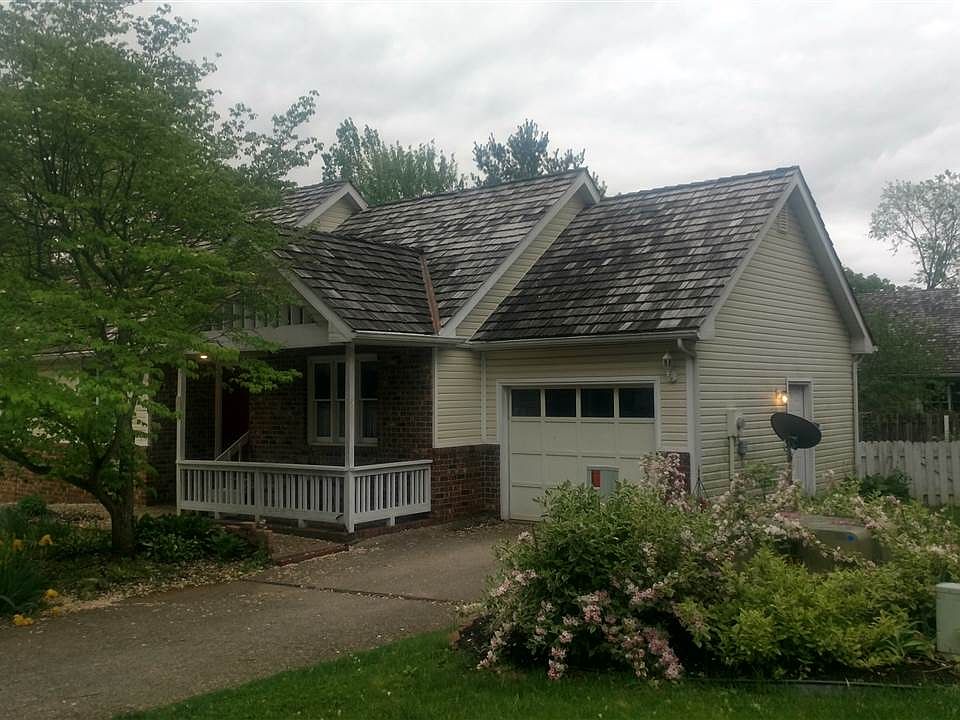 1st image of 1718 E Camby Ln