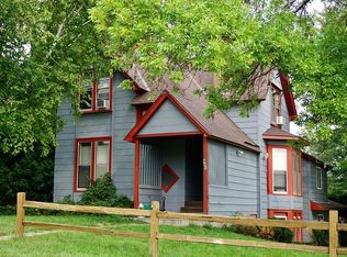407 N Shore Dr, Forest Lake, MN 55025