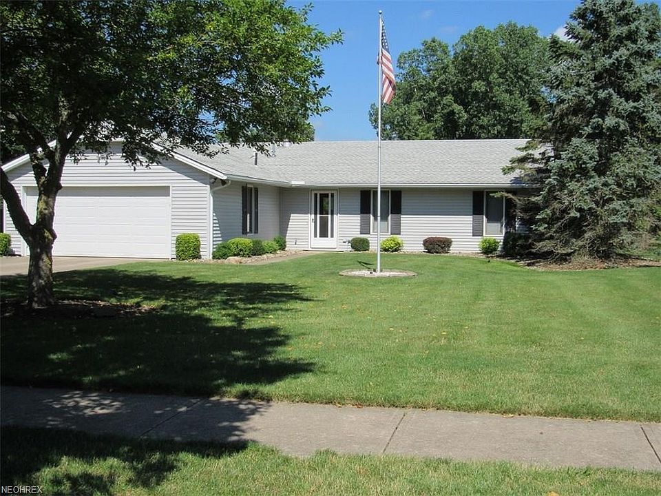 1st image of 4131 Monterey Dr