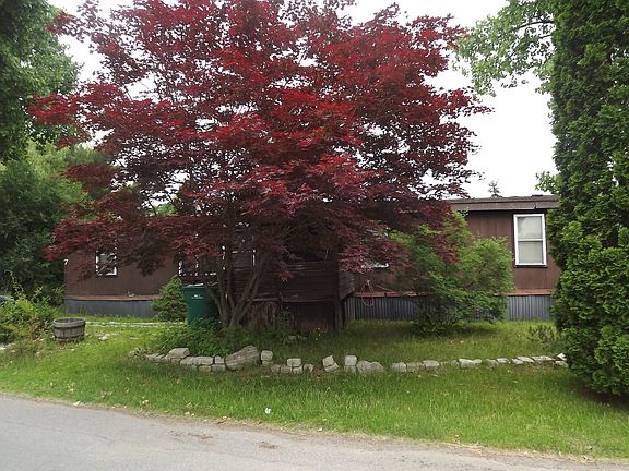 2nd image of 7 Arbor Ave