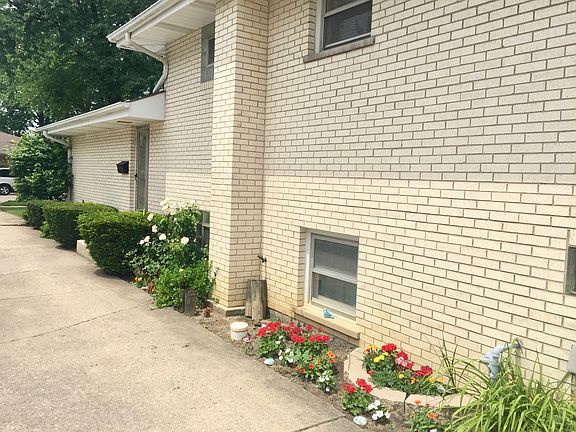 4th image of 3443 Park Ave