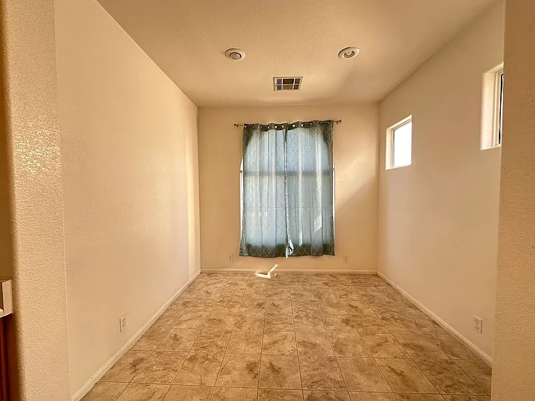 10440 Anacostia St — Photo 11