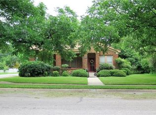2215 Vincent St, Brownwood, TX 76801