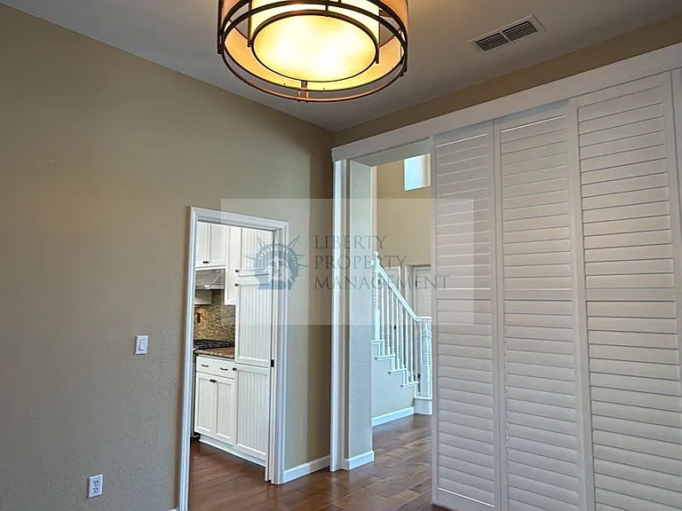 4247 Pinehurst Cir — Photo 5