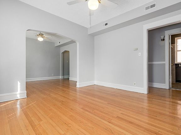 5th image of 4337 N Lincoln Ave #2R