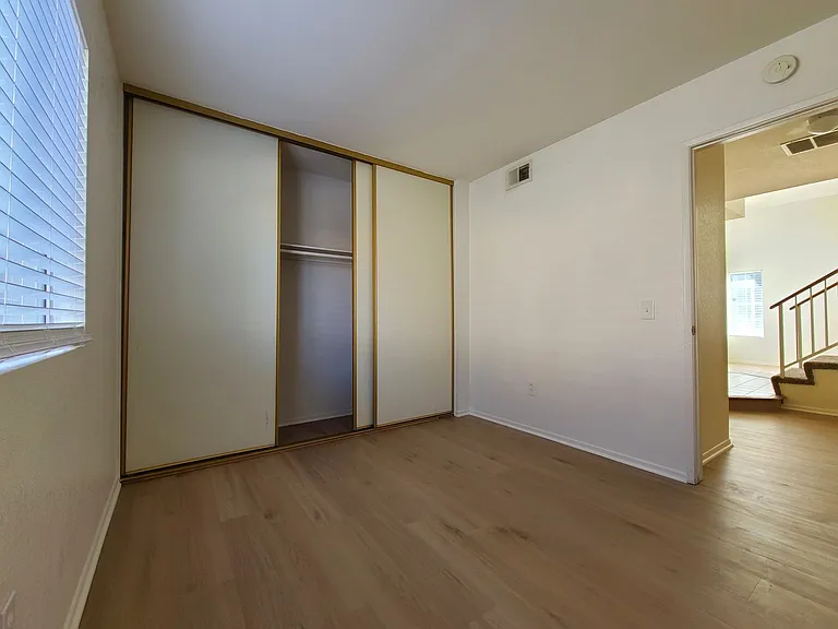 2476 Dublin Way — Photo 10