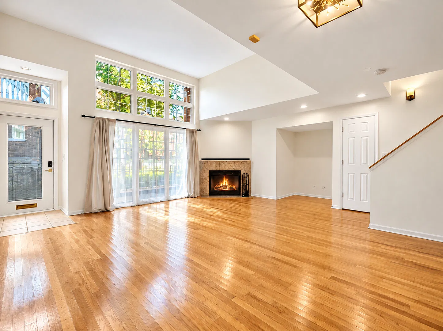 2 bed, 2.5 bath, 1473 sqft, $2,900 — Photo 4