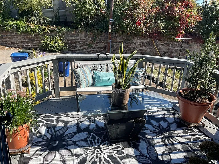 4320 Sheldon Ave — Photo 3