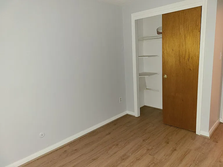 426 Pleasant St #1 — Photo 11