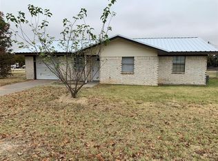 103 Prairie St, Nocona, TX 76255