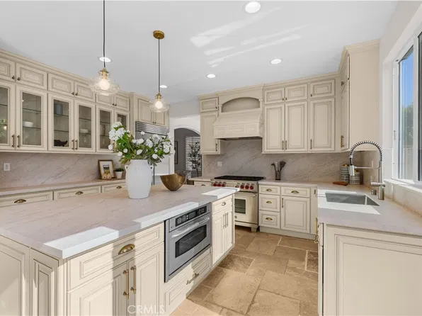 48 Parkcrest, Irvine, CA 92620