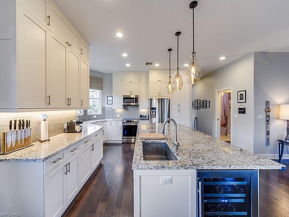 4th image of 646 Vintage Reserve Cir #4-D