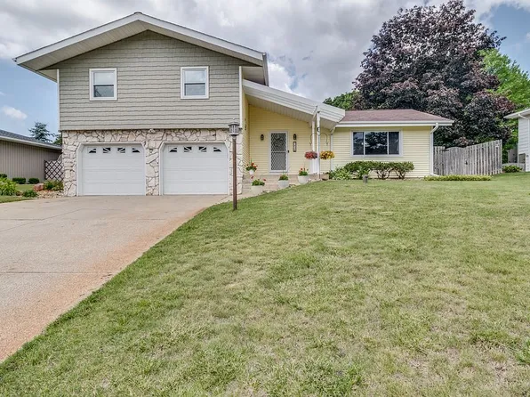 138 Grand Castle Ter, Battle Creek, MI 49014