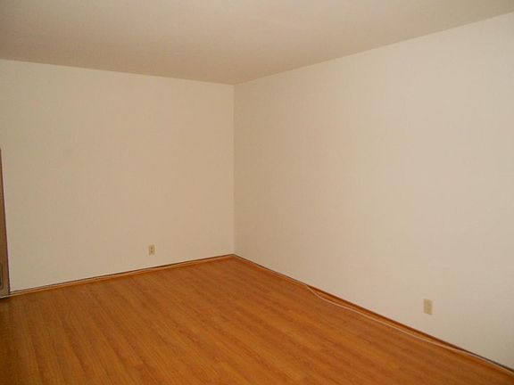 5th image of 1457 S Westgate Ave #D-1