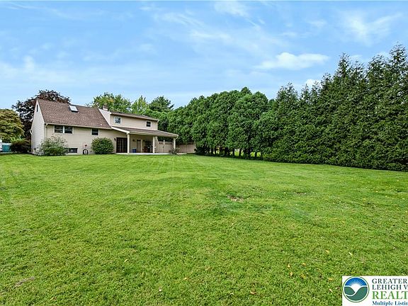 4th image of 2750 Belaire Rd