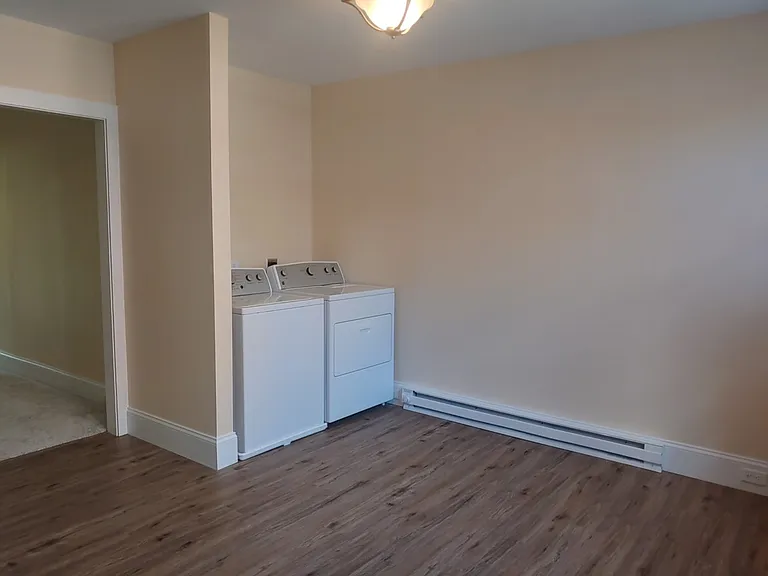 339 N Queen St #2 — Photo 8
