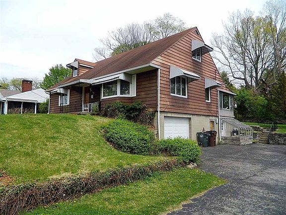 2nd image of 430 Victoria Dr