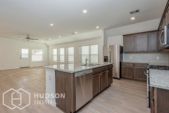 3rd image of 5120 Twin Summit Dr