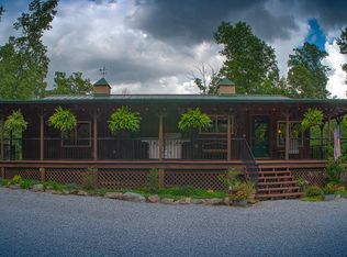 180 Fred Braddock Rd, Crab Orchard, TN 37723