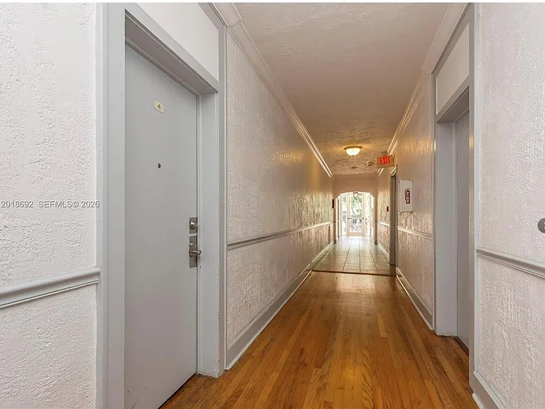 1611 Michigan Ave #4 — Photo 15