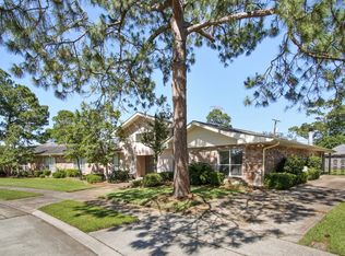 34 Howard St, Gretna, LA 70053