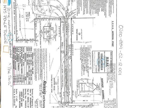 3rd image of Paquatuck Ave