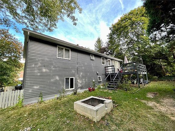 4th image of 4820 Upland Dr
