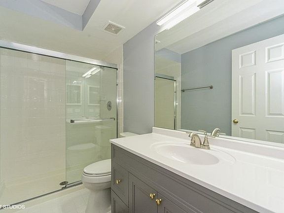 2nd image of 6560 W Belmont Ave APT 303