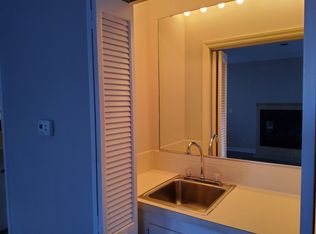 207 Forest View Ct, Winston Salem, NC 27104