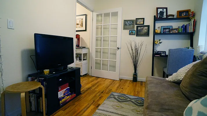 Rented by Bold New York | media 38