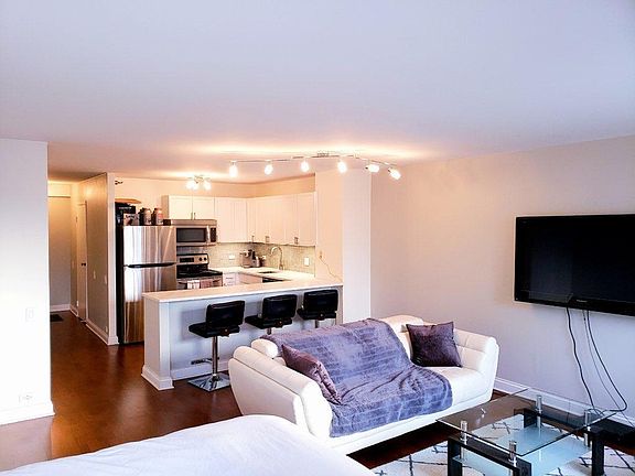5th image of 474 N Lakeshore Dr #3301