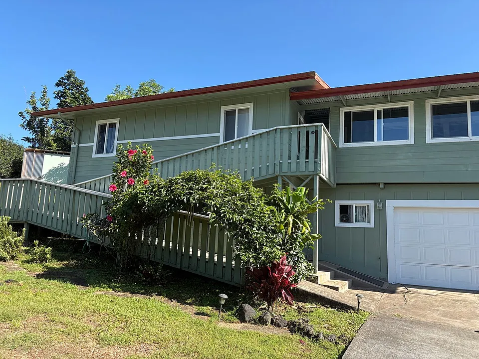 64-5210 Puu Nohea St