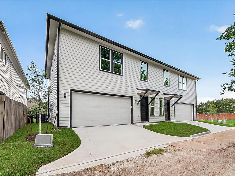 703 Carol Lynn Dr #B — Photo 41