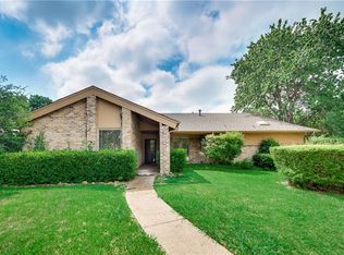 5423 Barcelona Dr, Garland, TX 75043