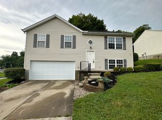 2 Osprey Ct, Amelia, OH 45102