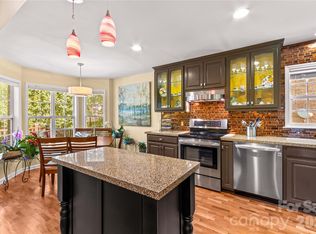 130 Bald Cypress Ln, Mooresville, NC 28115