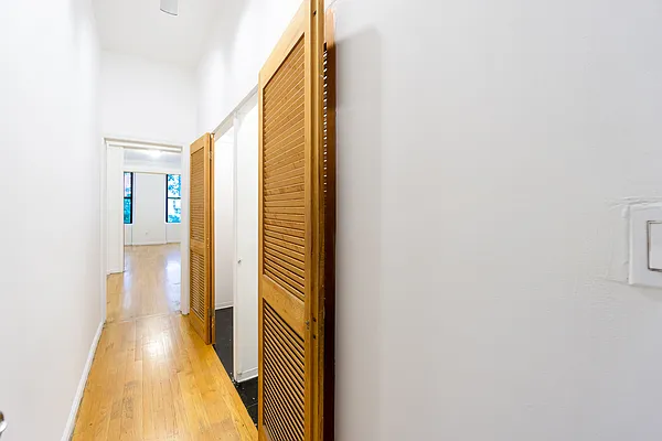 Rented by Compass | media 16