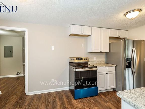 5th image of 8538 Glenway Ct