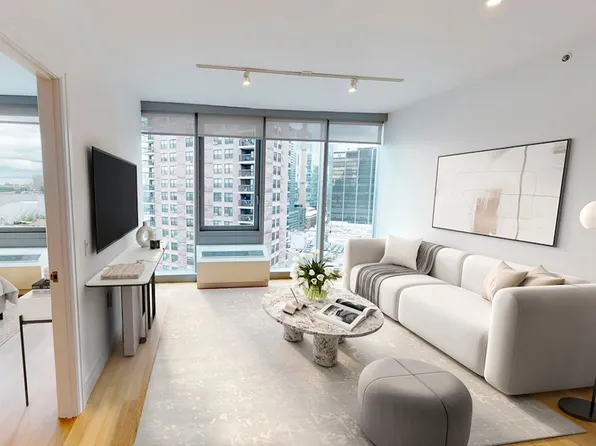 550 West 54th Street image 1 of 31