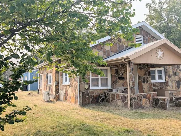 410 S Ohio St, El Dorado Springs, MO 64744