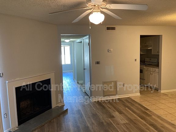 2nd image of 3585 Sable Palm Ln Unit G
