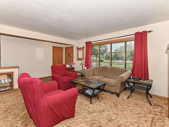 5th image of 8231 W New Jersey AVENUE