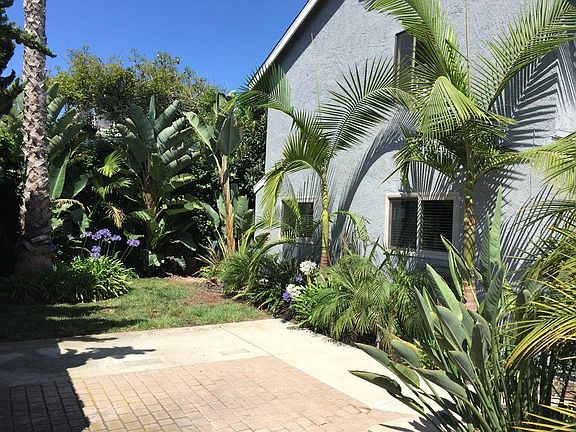 End unit 2 story. HOA common area next door.