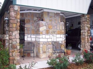 170 Yosemite Dr, Whitney, TX 76692