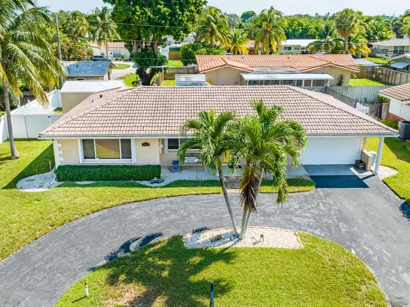 2240 NE 35 Court, Lighthouse Point, FL 33064