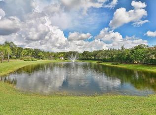 8297 Laurel Lakes Way, Naples, FL 34119
