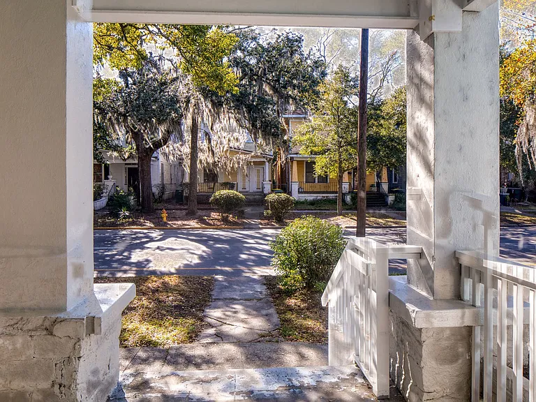 1114 E Anderson St #A — Photo 14