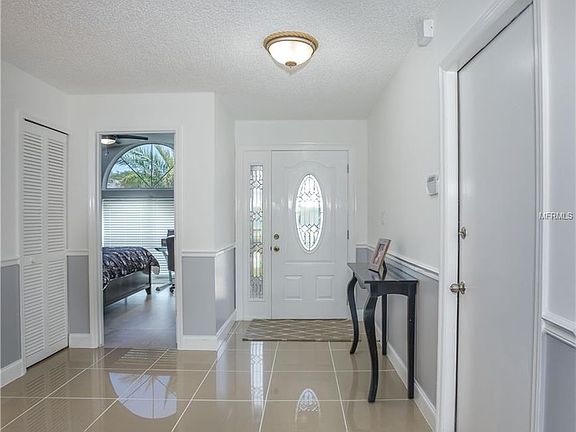 5th image of 11108 Huxley Ave