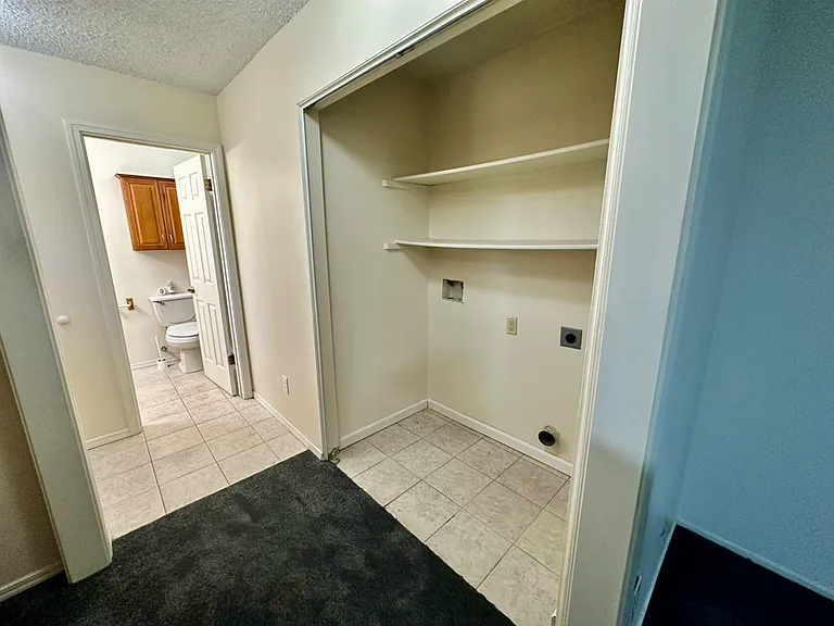 4063 N Sunnyside Ave — Photo 20