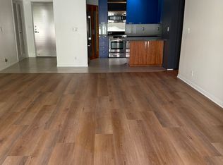 2222 N Beachwood Dr APT 412, Los Angeles, CA 90068